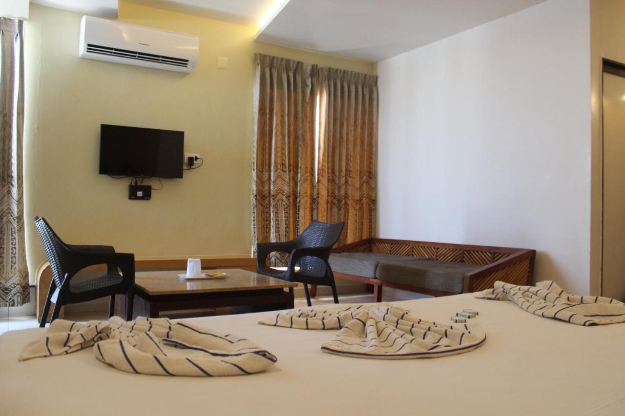 Annai In Saravana Bhavan Fine Stay And Restaurant فيلنغاني المظهر الخارجي الصورة