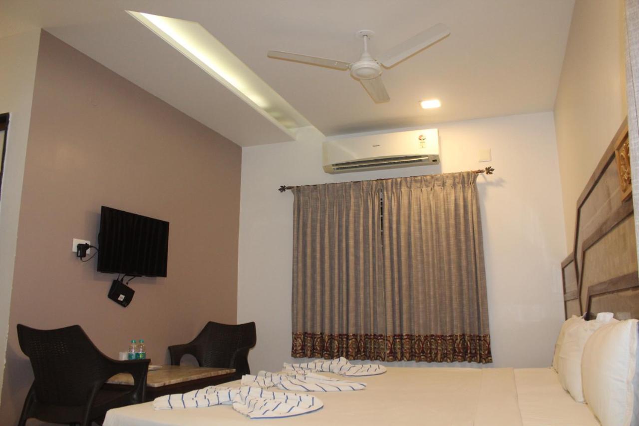 Annai In Saravana Bhavan Fine Stay And Restaurant فيلنغاني المظهر الخارجي الصورة