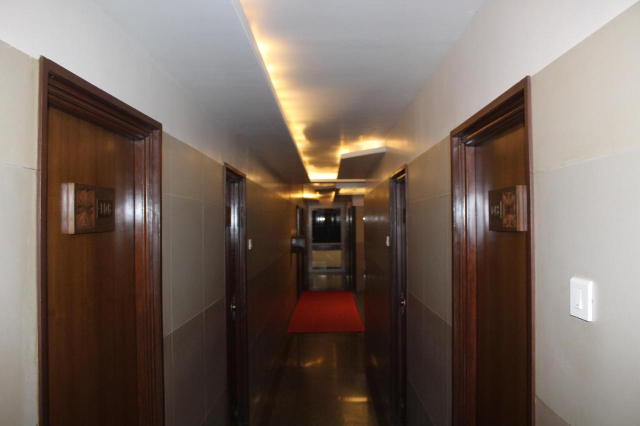 Annai In Saravana Bhavan Fine Stay And Restaurant فيلنغاني المظهر الخارجي الصورة